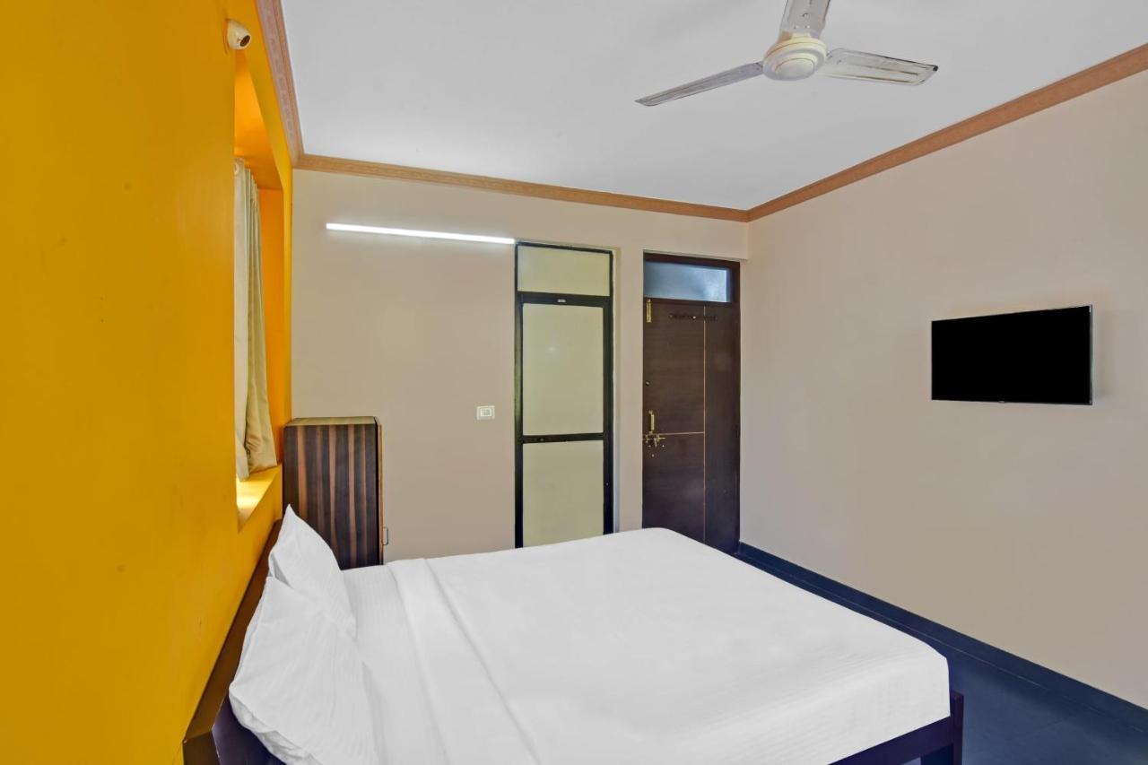Capital O 85357 Hotel Sai Datta カラングート エクステリア 写真
